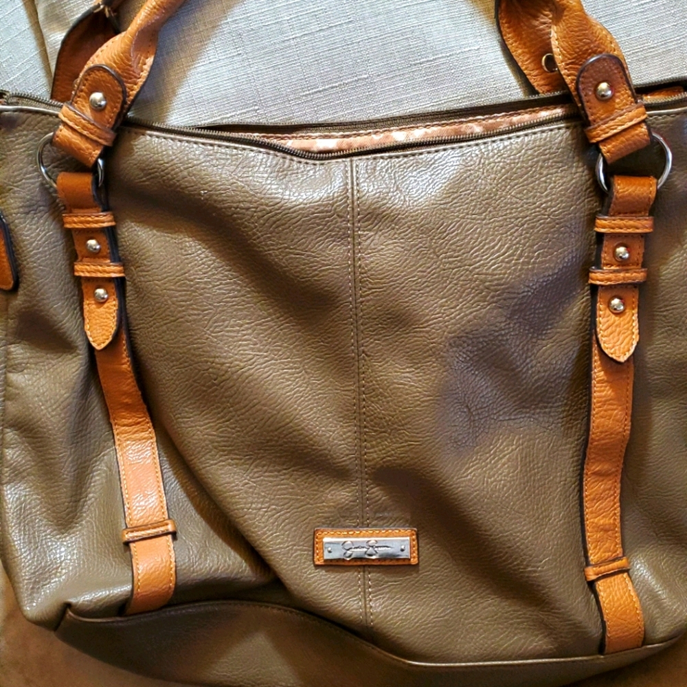 Jessica Simpson purse